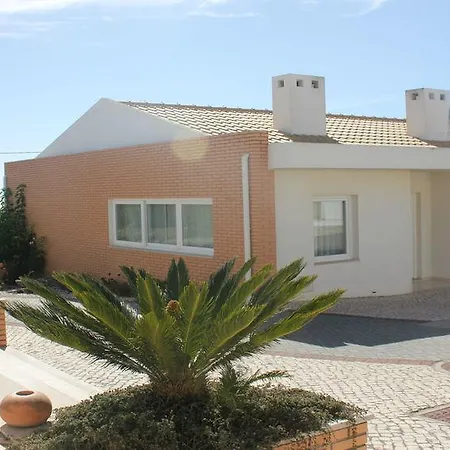 Noiva Do Mar 假日公园 4*