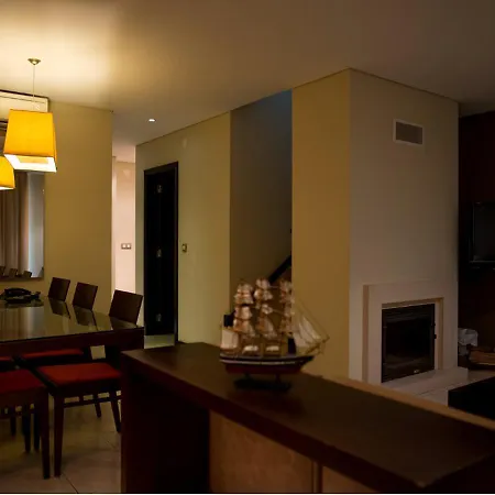 Noiva Do Mar 假日公园 4*